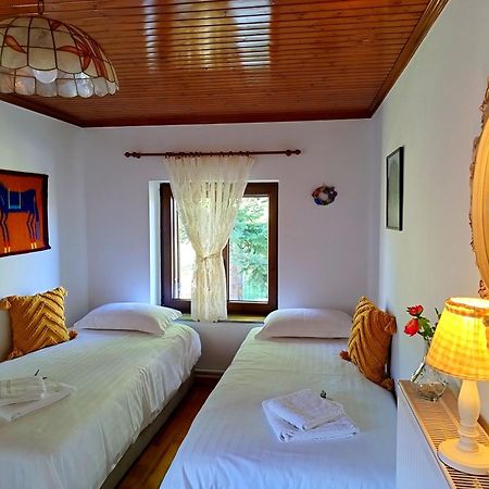 Kalívia Cosy Lake House, Μια Ανάσα Πριν Τη Λίμνη מראה חיצוני תמונה