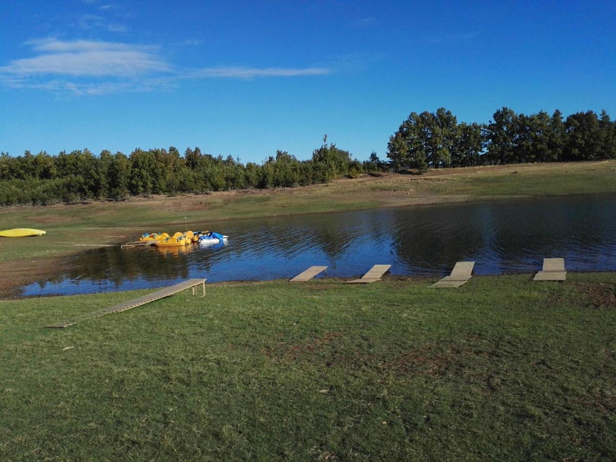 Kalívia Cosy Lake House, Μια Ανάσα Πριν Τη Λίμνη מראה חיצוני תמונה