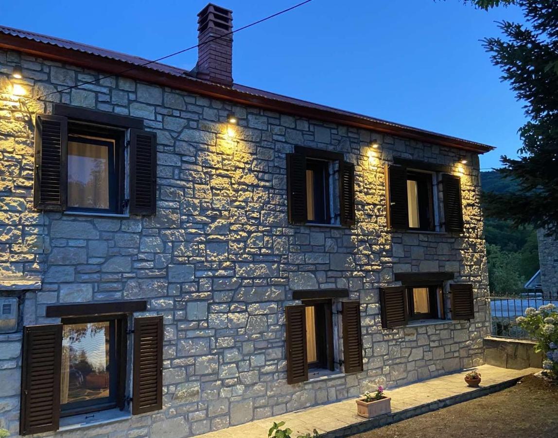 Kalívia Cosy Lake House, Μια Ανάσα Πριν Τη Λίμνη מראה חיצוני תמונה